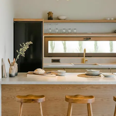 Kisterna Luxury Living * Makriotika