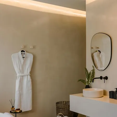 Kisterna Luxury Living *