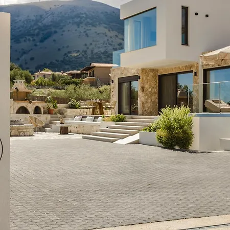 Kisterna Luxury Living Vilă